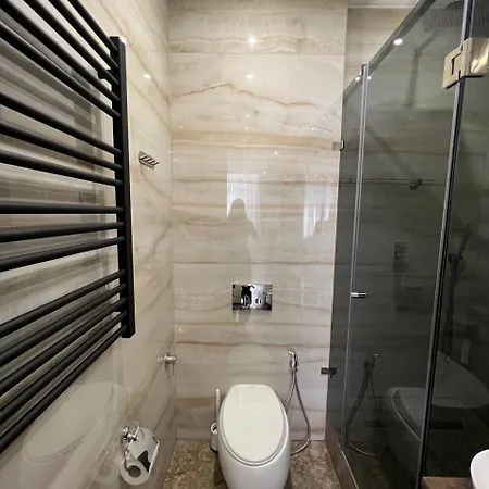 Arcadia Azure 302a